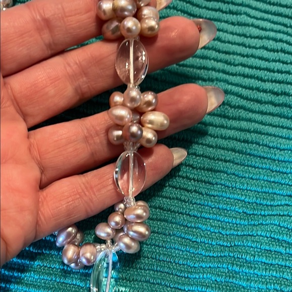 Elegant Pink Beaded Necklace - Picture 2 of 6